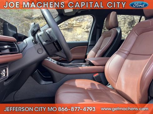Used 2025 Lincoln Aviator Reserve w/ Illumination Package image 20