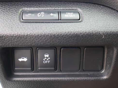 Used 2016 Nissan Altima 2.5 SR w/ LED Appearance Package image 52