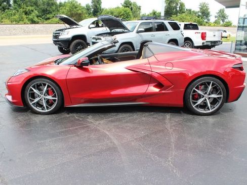 Used 2023 Chevrolet Corvette Stingray Premium Conv w/ Z51 Performance Package RWD image 5