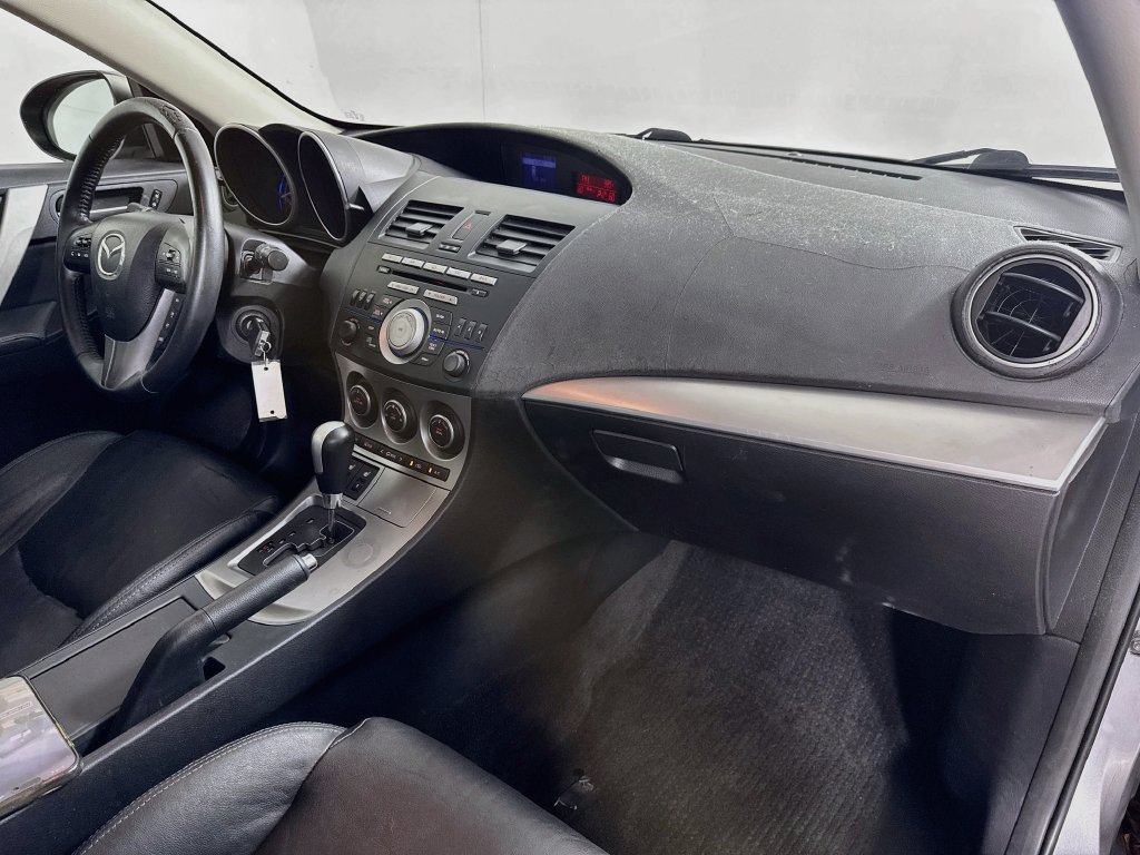 Used 2010 MAZDA MAZDA3 s Grand Touring FWD image 32