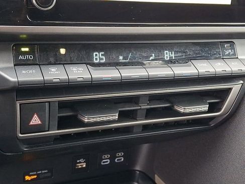 Used 2025 Toyota Camry LE image 17