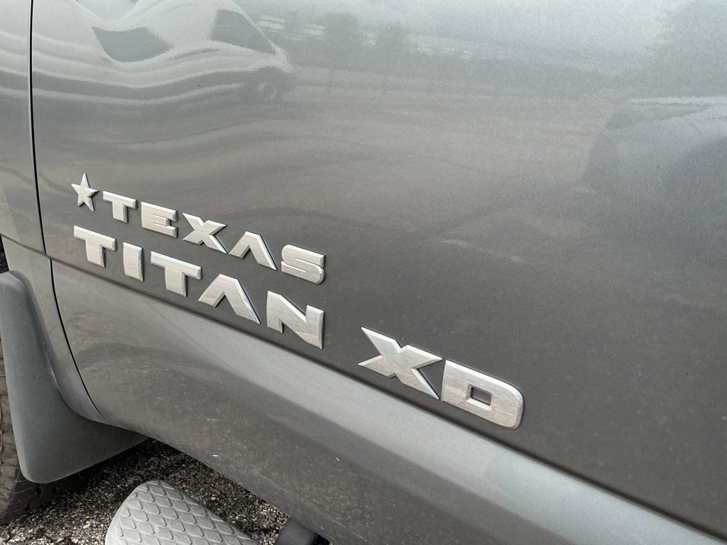 Used 2018 Nissan Titan SL w/ Texas Titan Edition AWD/4WD image 5