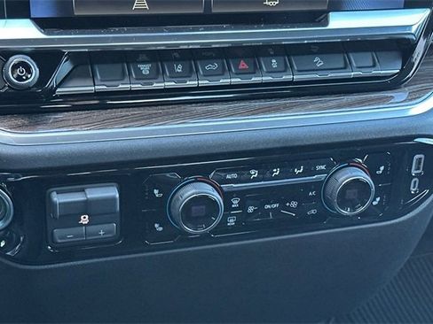 New 2026 Chevrolet Silverado 2500 LT image 26