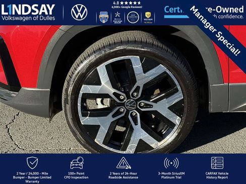 Certified 2022 Volkswagen Taos SEL image 8