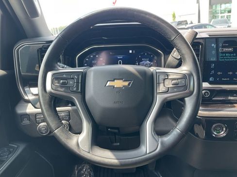 Used 2023 Chevrolet Silverado 1500 LT image 13