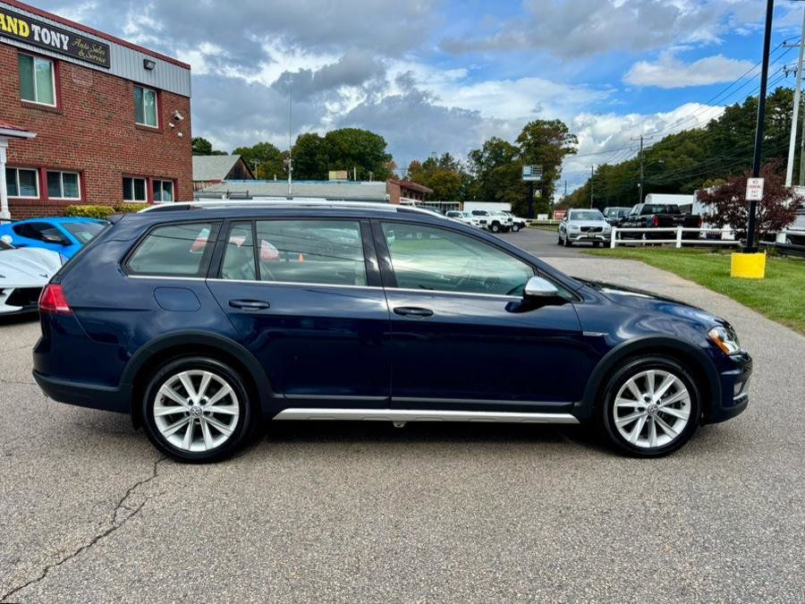 Used 2017 Volkswagen Golf Alltrack SEL AWD/4WD image 4