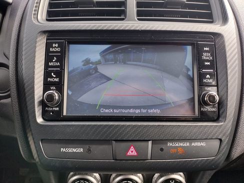 Used 2024 Mitsubishi Outlander Sport ES AWD/4WD image 27