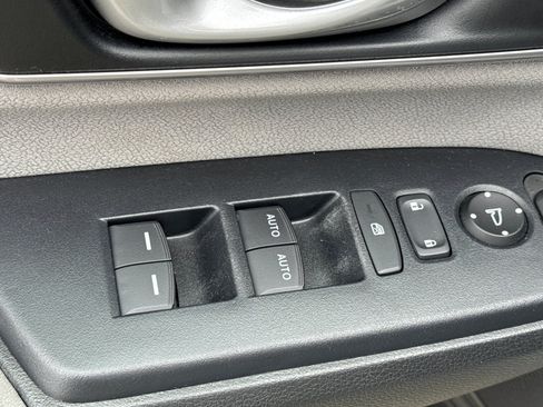 Used 2022 Honda CR-V EX image 13