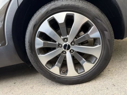 Used 2022 Kia Telluride S AWD/4WD image 17