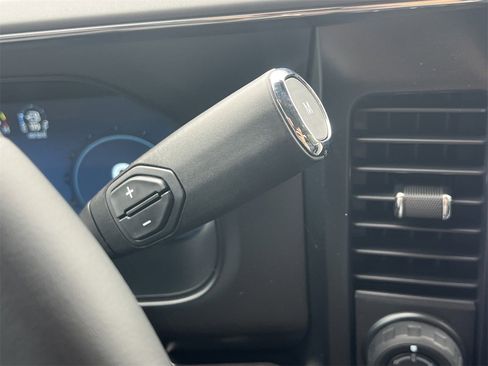 New 2026 Ford F350 Lariat w/ Lariat Premium Package image 15