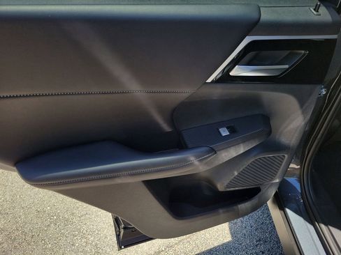 New 2026 Nissan Rogue SL AWD/4WD image 13