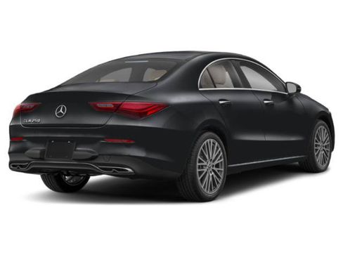 Used 2025 Mercedes-Benz CLA 250 image 2