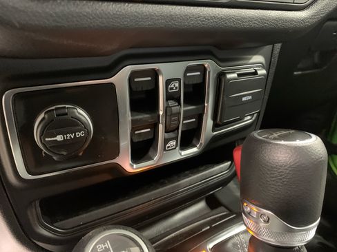 New 2026 Jeep Gladiator Sport image 28