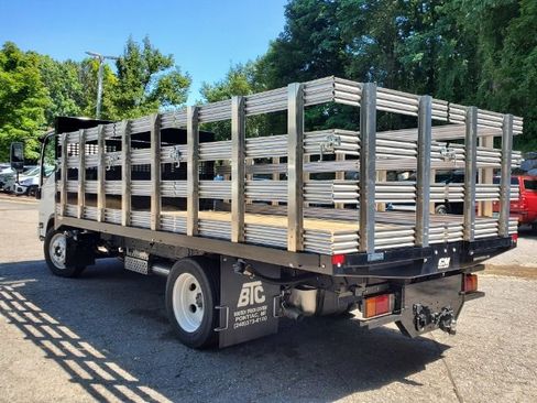 New 2024 Isuzu NPR HD image 5