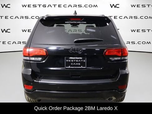 Used 2021 Jeep Grand Cherokee Laredo X image 4