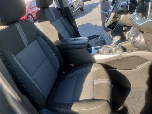 Used 2025 Chevrolet Blazer LT image 15