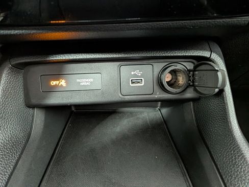 Used 2023 Honda Civic Sport image 9