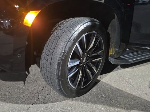 Certified 2021 Cadillac Escalade Sport image 32