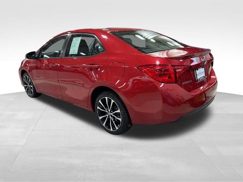 Used 2017 Toyota Corolla L image 9