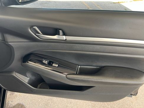 Certified 2023 Nissan Altima 2.5 SV FWD image 20