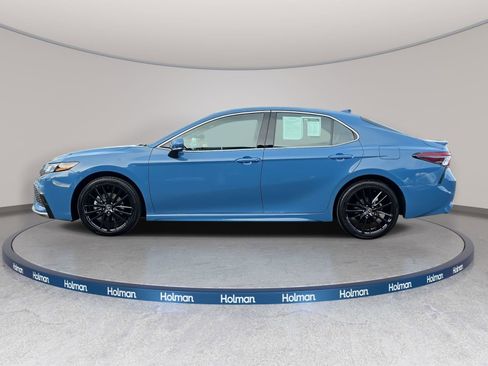 Used 2024 Toyota Camry XSE image 9