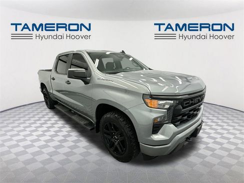Used 2023 Chevrolet Silverado 1500 Custom image 7