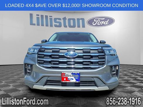 Used 2025 Ford Explorer Active w/ Active Comfort Package image 2