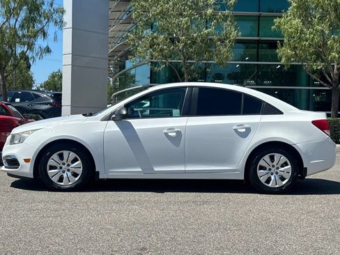 Used 2016 Chevrolet Cruze LS FWD image 7