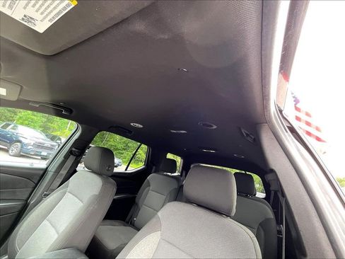 Used 2023 Chevrolet Traverse LT AWD/4WD image 7