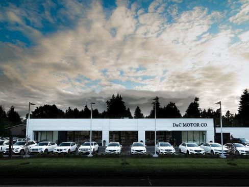 Used 2025 Land Rover Range Rover SE image 25