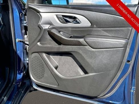 Certified 2023 Chevrolet Traverse LT w/ LPO, Floor Liner Package AWD/4WD image 19