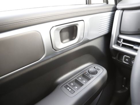 New 2026 Hyundai Santa Fe SE image 21