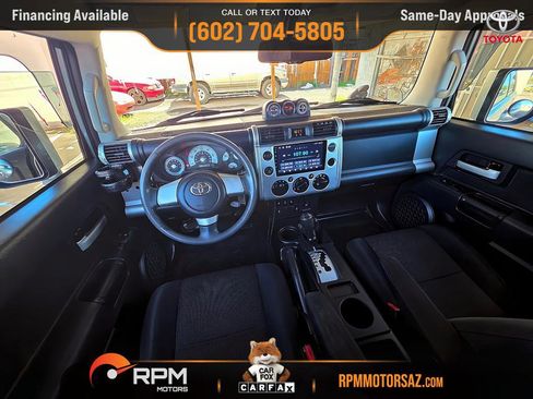 Used 2010 Toyota FJ Cruiser 4WD image 9