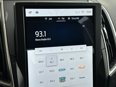 Used 2024 Ford Edge SEL AWD/4WD image 20