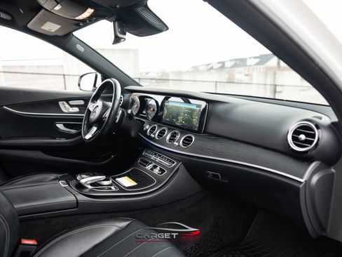 Used 2018 Mercedes-Benz E 300 4MATIC w/ Premium 1 Package image 15