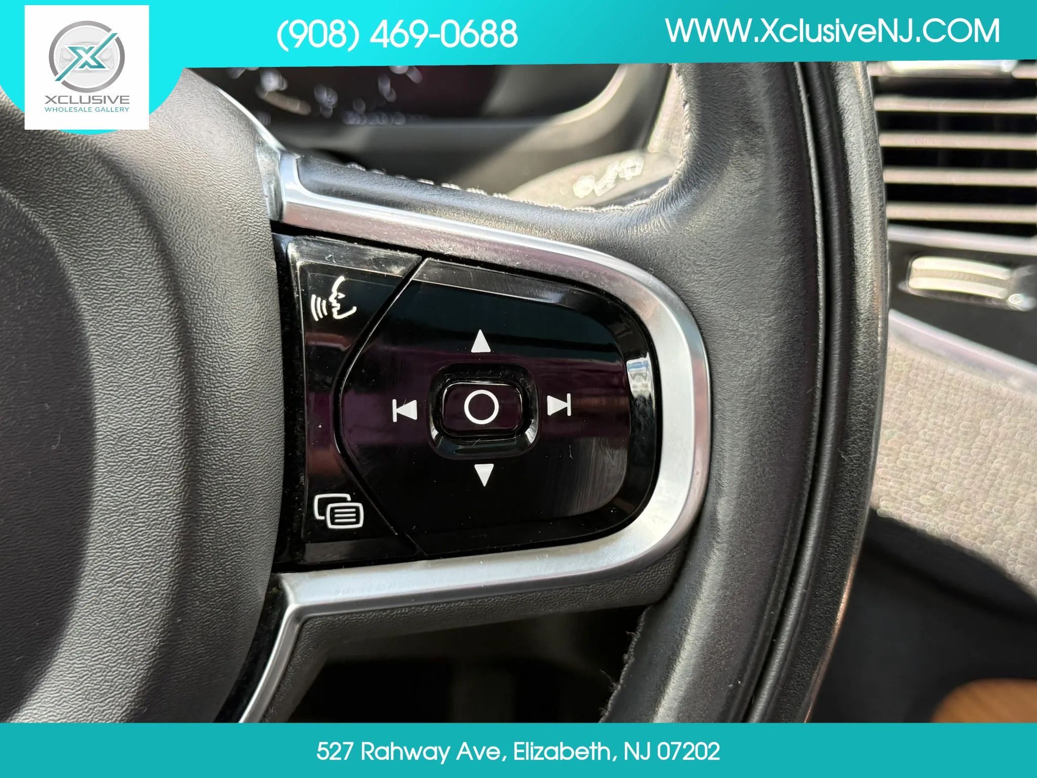 Used 2021 Volvo XC90 T6 Momentum w/ Advanced Package AWD/4WD image 13