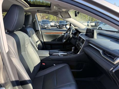 Used 2021 Lexus RX 350L Premium image 10