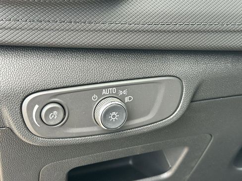 Certified 2024 Chevrolet TrailBlazer LT w/ Driver Confidence Package image 17