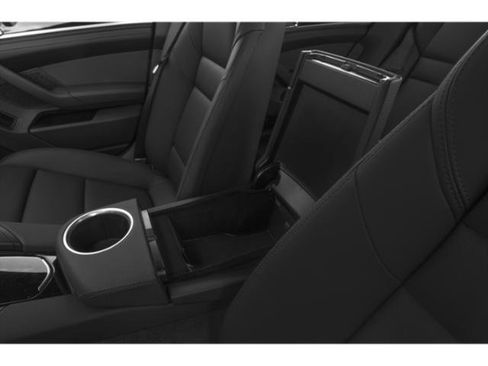 Used 2015 Porsche Panamera 4 w/ Premium Package image 18