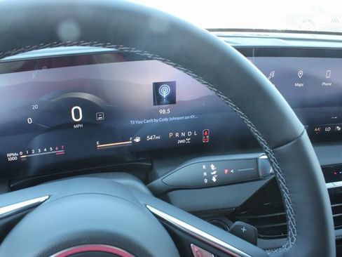 New 2026 Buick Enclave Sport Touring w/ Power Package image 32