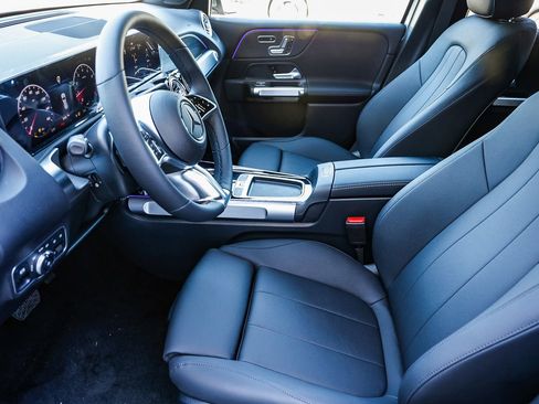 New 2026 Mercedes-Benz GLB 250 4MATIC image 19
