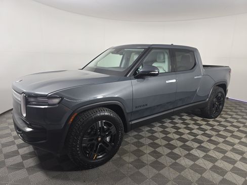 Used 2025 Rivian R1T Adventure AWD/4WD image 1