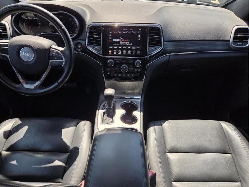 Used 2019 Jeep Grand Cherokee Limited RWD image 15
