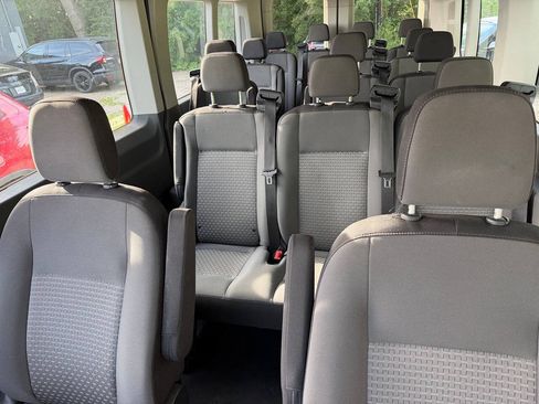 Used 2022 Ford Transit 350 XLT RWD image 16