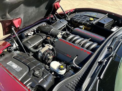 Used 2003 Chevrolet Corvette Convertible w/ Preferred Equipment Group1 RWD image 9