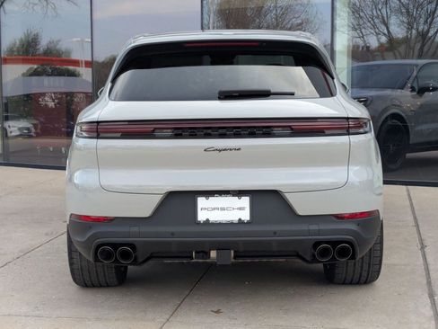 New 2026 Porsche Cayenne image 10