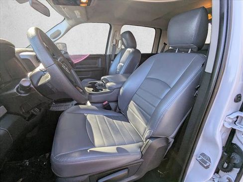 Used 2019 RAM 1500 Express image 10