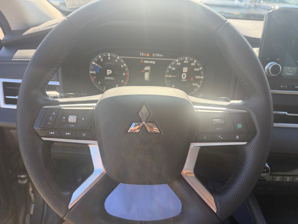 Used 2022 Mitsubishi Outlander SE AWD/4WD image 15