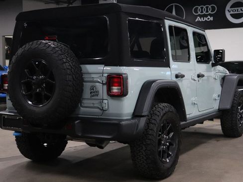 Used 2024 Jeep Wrangler Unlimited AWD/4WD image 5