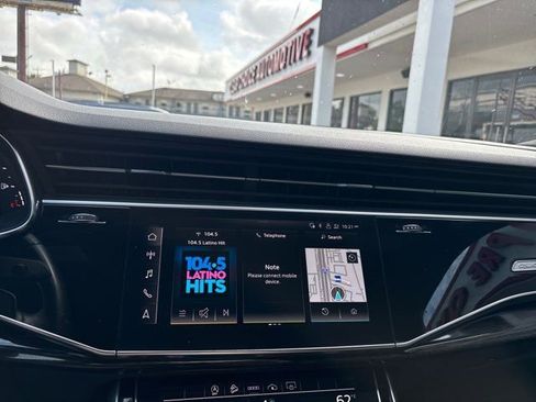 Used 2021 Audi Q7 3.0T Premium Plus w/ Premium Plus Package image 36